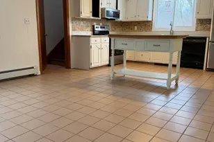 7 North St, East Haven, CT 06513 - Photo 3