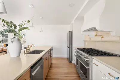 29 Pierce Place, Stamford, CT 06906 - Photo 19