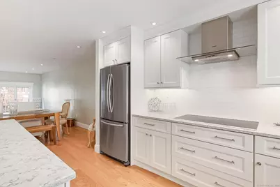 32 Edgewater Commons Lane #32, Westport, CT 06880 - Photo 5