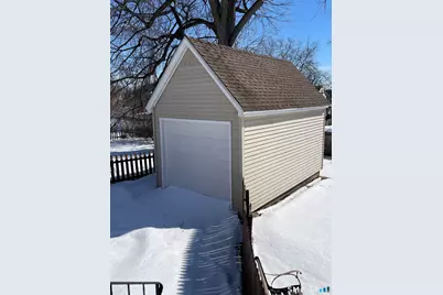 405 Westfield Avenue, Bridgeport, CT 06606 - Photo 27