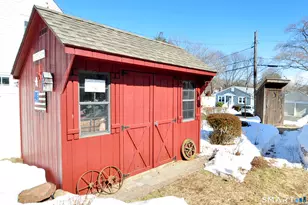 537 Center St, Manchester, CT 06040 - Photo 7