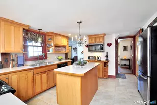 537 Center St, Manchester, CT 06040 - Photo 15