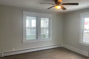 82 Windsor St, Enfield, CT 06082 - Photo 5