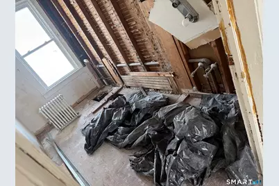 109 Montauk Avenue, New London, CT 06320 - Photo 31