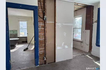 109 Montauk Avenue, New London, CT 06320 - Photo 29