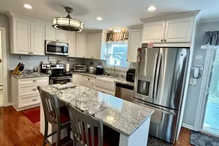 18 Wallace St, Shelton, CT 06484 - Photo 9
