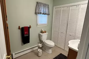 18 Wallace St, Shelton, CT 06484 - Photo 15