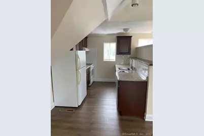 537 Post Road, Darien, CT 06820 - Photo 3