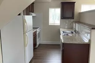 537 Post Rd, Darien, CT 06820 - Photo 3