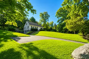 37 Weed St, New Canaan, CT 06840 - Photo 3