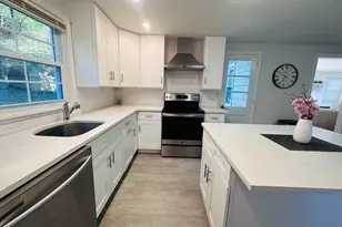 37 Weed St, New Canaan, CT 06840 - Photo 21