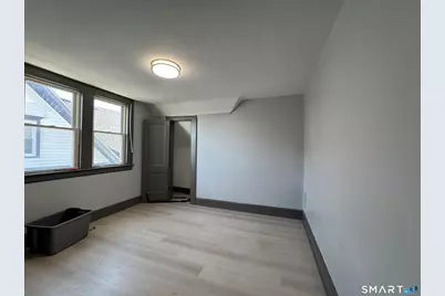 334 Seaview Avenue, Bridgeport, CT 06607 - Photo 13