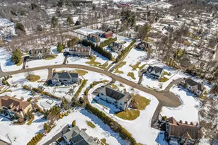 15 Squire Ct, Trumbull, CT 06611 - Photo 5