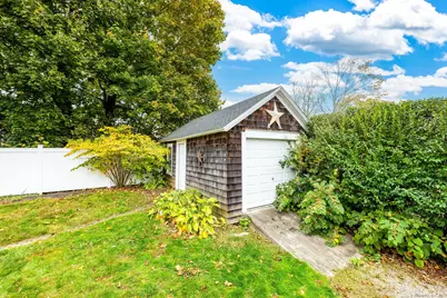 8 Pearl Street, Groton, CT 06355 - Photo 11