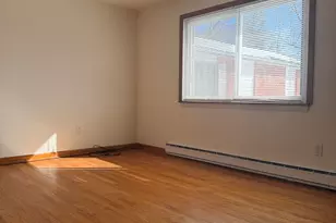 273 Queen St, Southington, CT 06489 - Photo 9