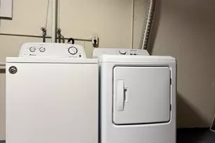 273 Queen St, Southington, CT 06489 - Photo 15