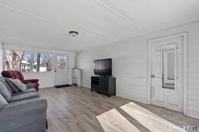 29 Silver Lane, Enfield, CT 06082 - Photo 3