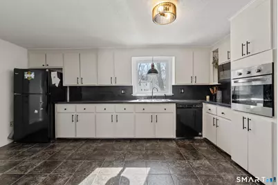 29 Silver Lane, Enfield, CT 06082 - Photo 9