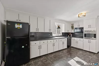 29 Silver Lane, Enfield, CT 06082 - Photo 11