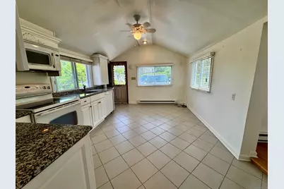 11 Knollcrest Road, New Fairfield, CT 06812 - Photo 17