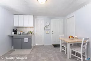 429 Washington Ave, Waterbury, CT 06708 - Photo 23