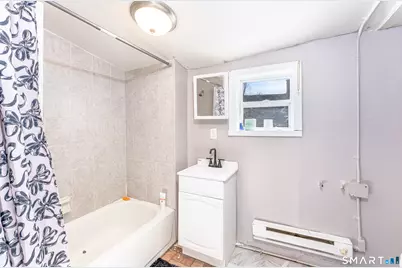 429 Washington Avenue, Waterbury, CT 06708 - Photo 25