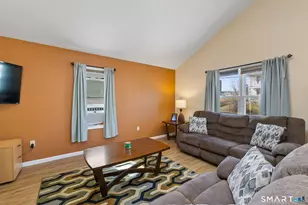 132 Howard Ave, Ansonia, CT 06401 - Photo 19