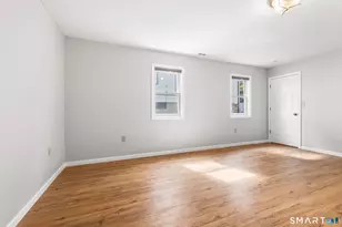 132 Howard Ave, Ansonia, CT 06401 - Photo 17