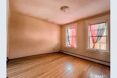 70 Walnut Street, Putnam, CT 06260 - Photo 5