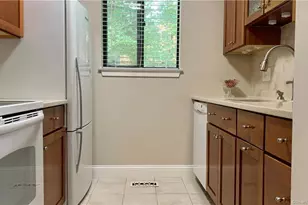 3 Oakwood Dr, Norwalk, CT 06812 - Photo 13