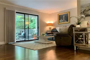 3 Oakwood Dr, Norwalk, CT 06812 - Photo 3