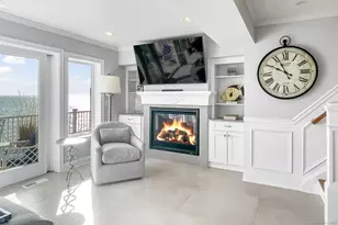 43 Hillside Ave, Milford, CT 06460 - Photo 5