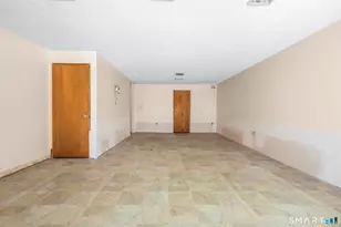 221 Monticello Dr, Branford, CT 06405 - Photo 27