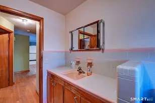 137 Lincoln St, Naugatuck, CT 06770 - Photo 31