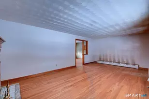 137 Lincoln St, Naugatuck, CT 06770 - Photo 9