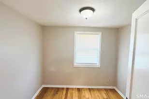 127 Lebanon St, Hartford, CT 06112 - Photo 11