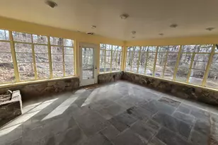 677 W Hill Rd, Stamford, CT 06902 - Photo 17