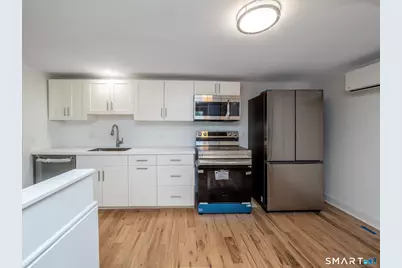 523 Danbury Road #D, Wilton, CT 06897 - Photo 3