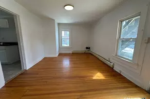 46 Pulaski St, Torrington, CT 06790 - Photo 5