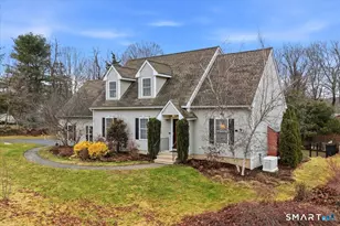 1 Verona St, Essex, CT 06442 - Photo 5