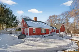 4 Hunters Ridge Rd, Killingworth, CT 06419 - Photo 3