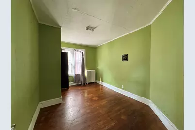 102 Rowe Avenue, Hartford, CT 06106 - Photo 5