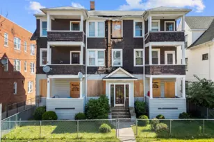 102 Rowe Ave, Hartford, CT 06106 - Photo 1
