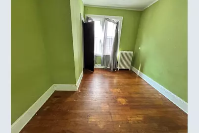 102 Rowe Avenue, Hartford, CT 06106 - Photo 3