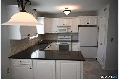 922 Heritage Village #B, Southbury, CT 06488 - Photo 5