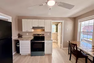 13 Mohegan St, Putnam, CT 06260 - Photo 7