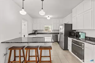 16 Lilley Rd, West Hartford, CT 06119 - Photo 3