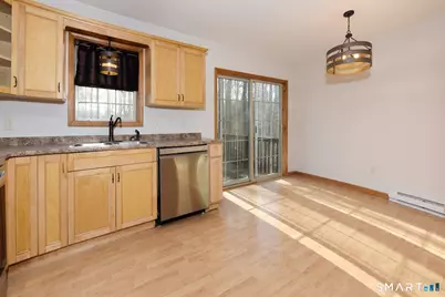 81 Middletown Avenue, East Hampton, CT 06424 - Photo 13