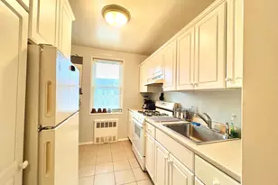 39 Glenbrook Rd, Stamford, CT 06902 - Photo 13