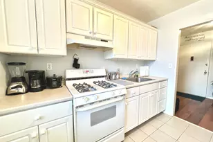 39 Glenbrook Rd, Stamford, CT 06902 - Photo 11